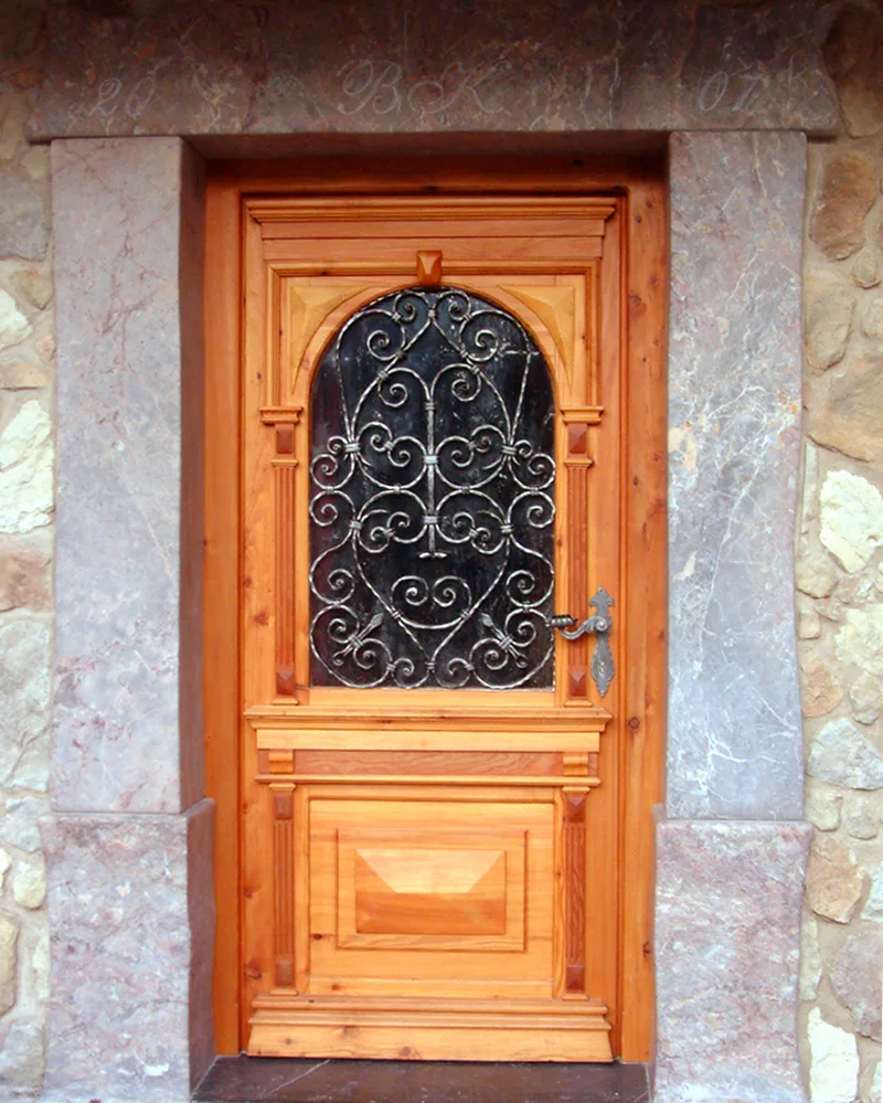 Kovana okenska mreža, Kočna